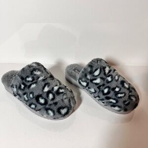 Koolaburra Starleen Abstract Fluff Slippers